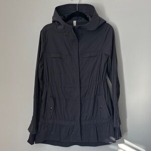 Lululemon Apres Practice Anorak size 4